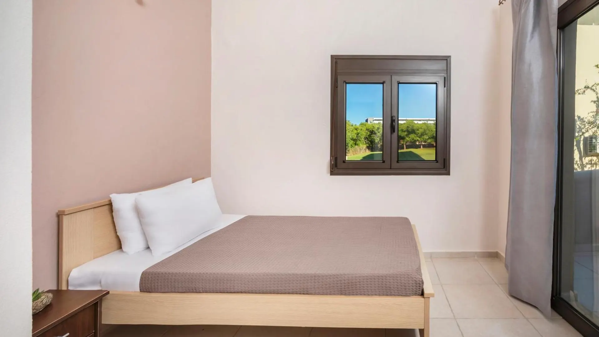 Ohana Hotel Kriopijí